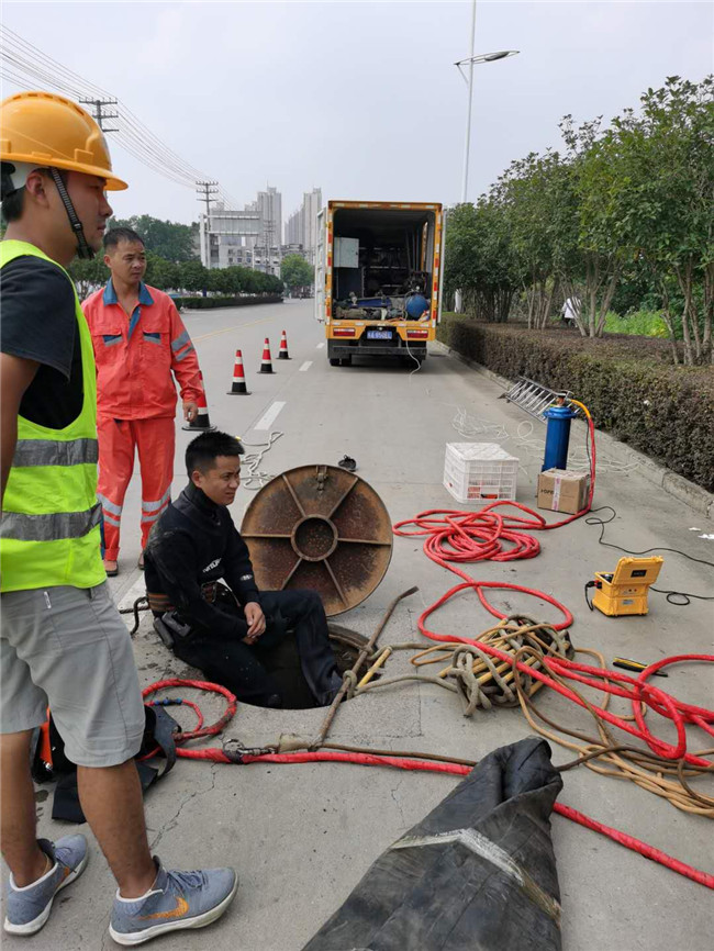 下陆翻衬法管道修复技术主要工序