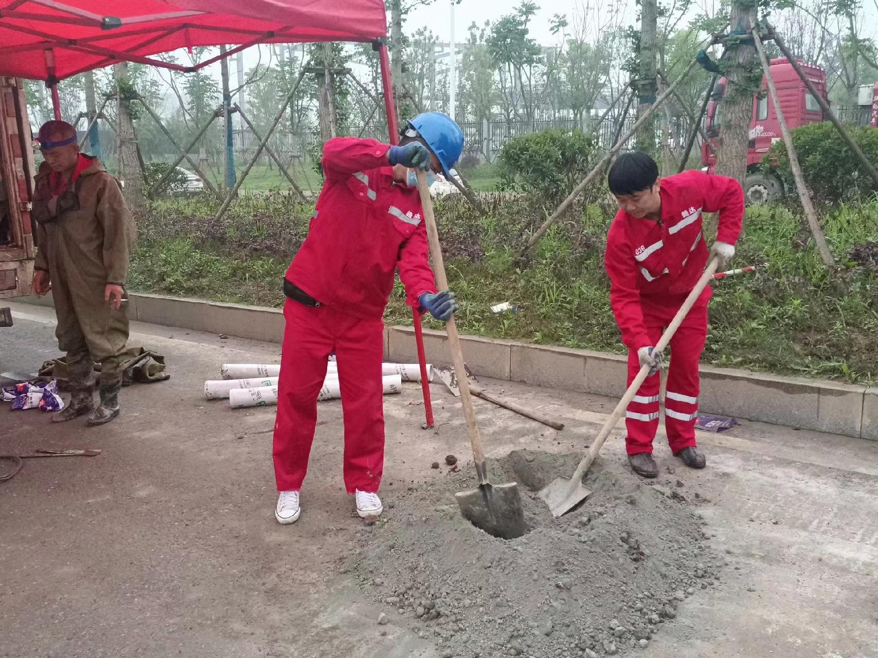 下陆管道疏通哪家好】及时进行市政管道清淤